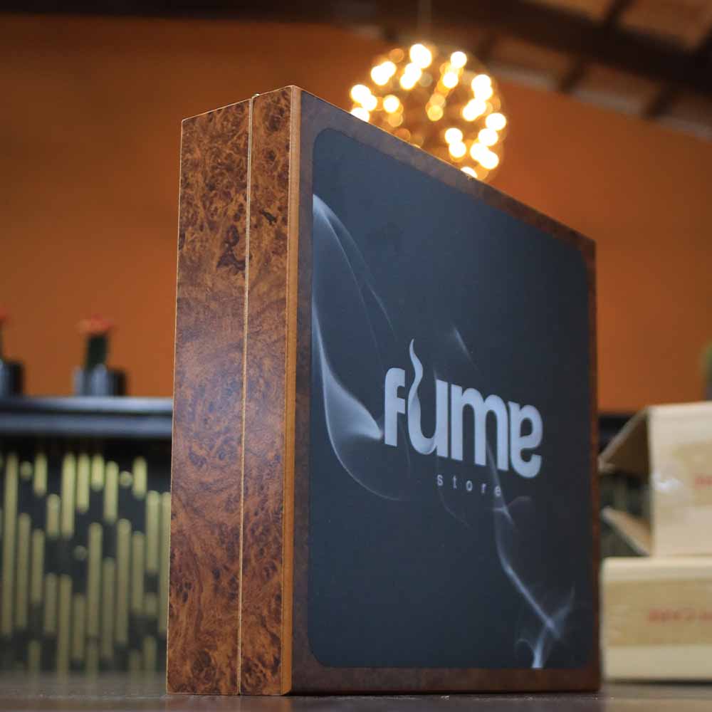 FUME KEEP CALM AND SMOKE ON HS GIFT SET - HUMIDOR WITH BLUE LIGHTER, CUTTER, METAL CIGAR HOLDER WITH HUMIDIFIER (GS-163) - Image 3