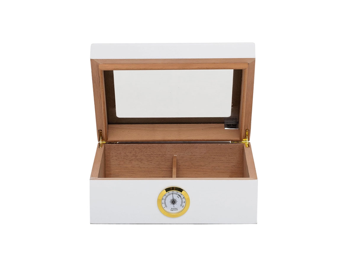 HUMIDOR SUPREME CAPRI GLASSTOP HUMIDOR WITH HYGROMETER HOLDS 40 - 50 CIGARS WHITE COLOUR (HUM-25HYG-WH)