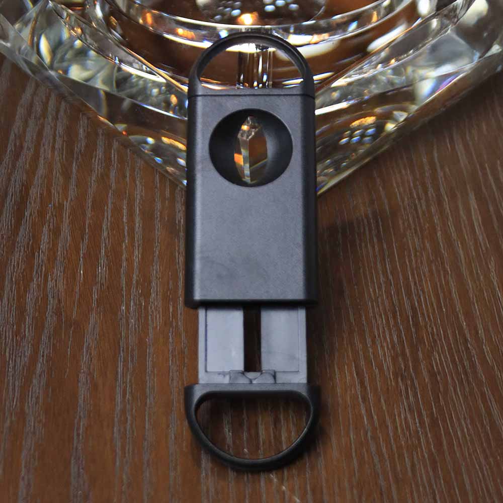 THE BIG EASY TOBACCO V SHAPED CIGAR CUTTER CUTS UP-TO 54 RING GAUGE CIGAR BLACK COLOUR (9365C) - Image 2